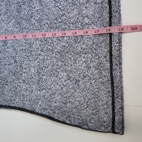 Lululemon Power  Speckled Racerback Tank/Size 8 - Picture 9 of 11